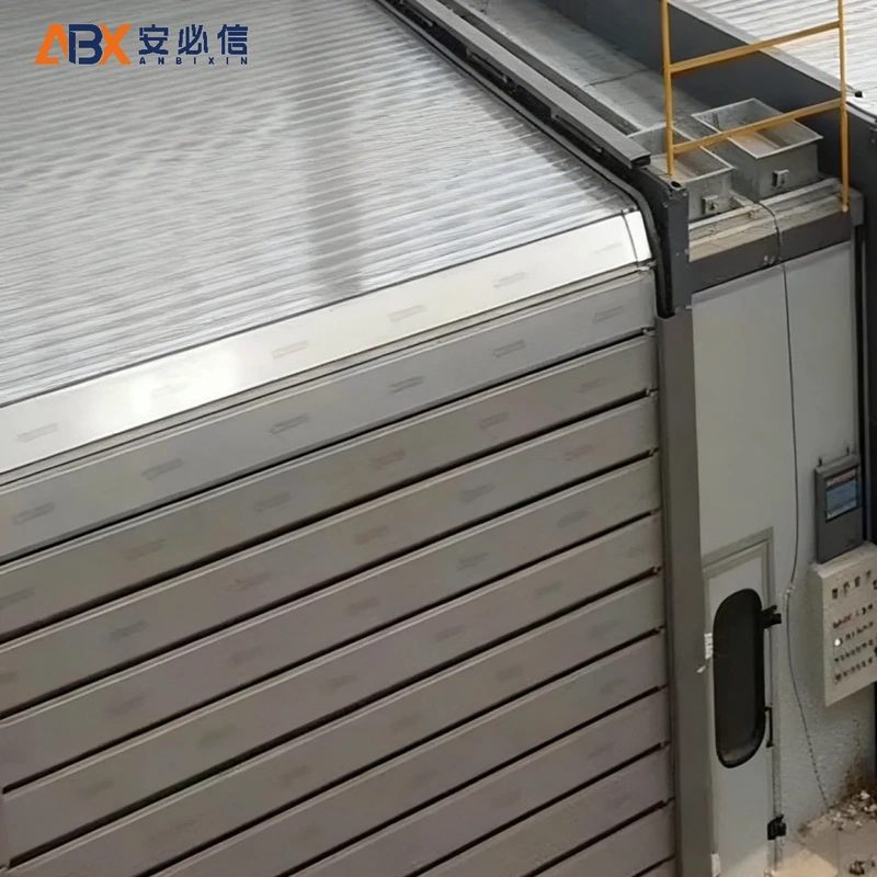 泰安金属快速门